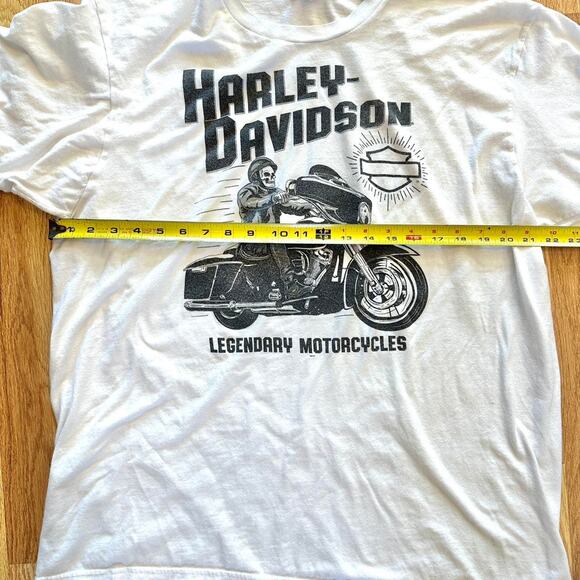 White Harley Davidson Legendary Motorcycles Tee - Size XL - Picture 5 of 8